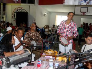 26_feijoada_cacique-320