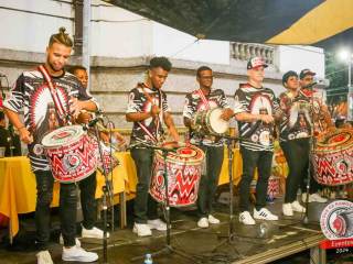 ensaio_bateria_amarelinho_06_01-2105
