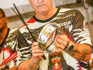 ensaio_bateria_amarelinho_06_01-2130