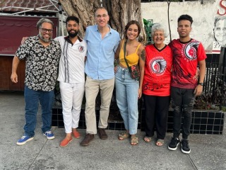Paul-Gardullo-no-Cacique-de-Ramos-13