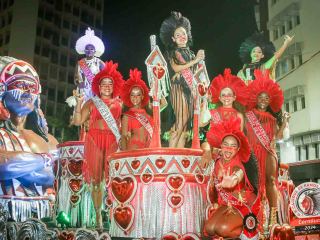 desfile-segunda-2024-4