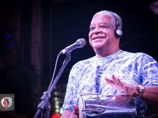 F_D_Q_Beth_Carvalho-75