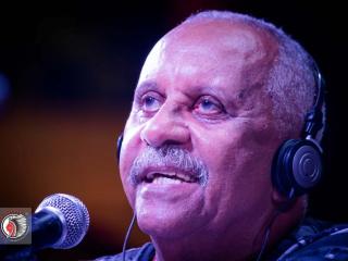 F_D_Q_Beth_Carvalho-78