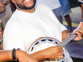 cacique-13-09-140967936